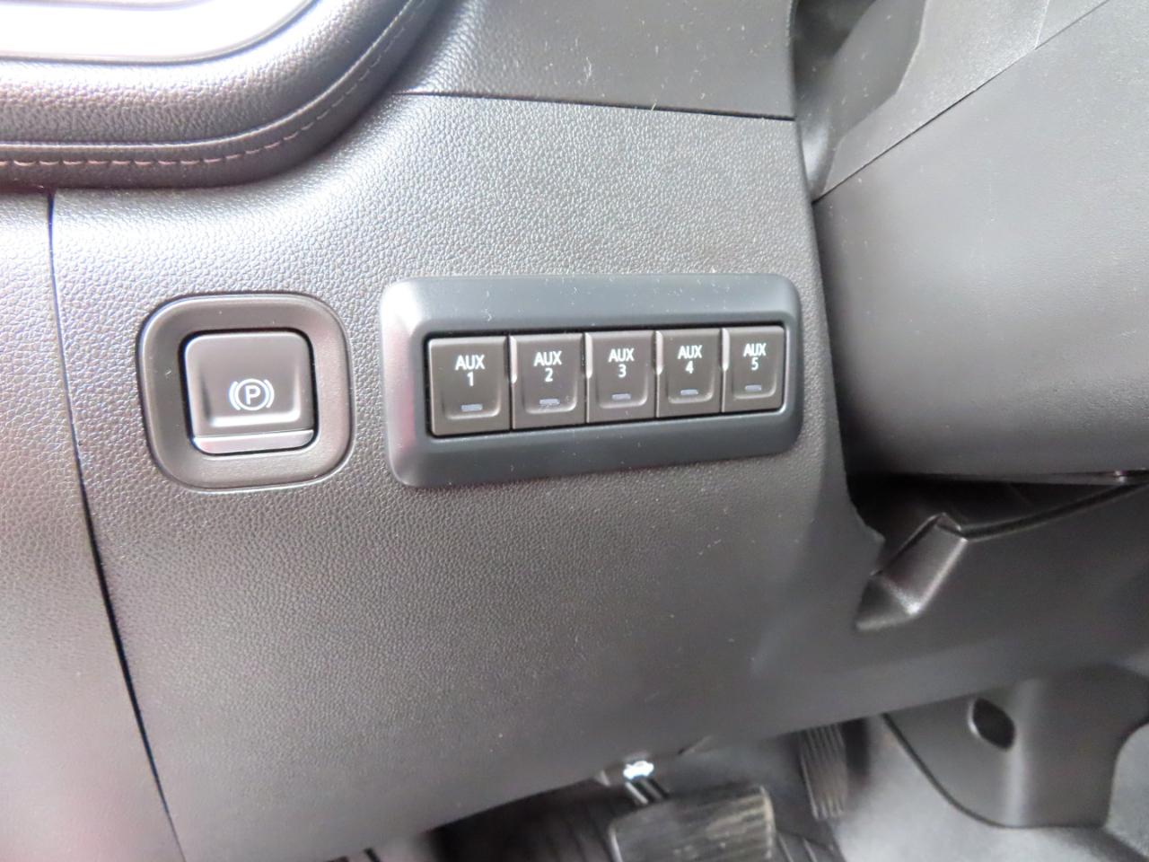 Chevrolet Silverado 3500HD 4WD Double Cab 162" LT 2020
