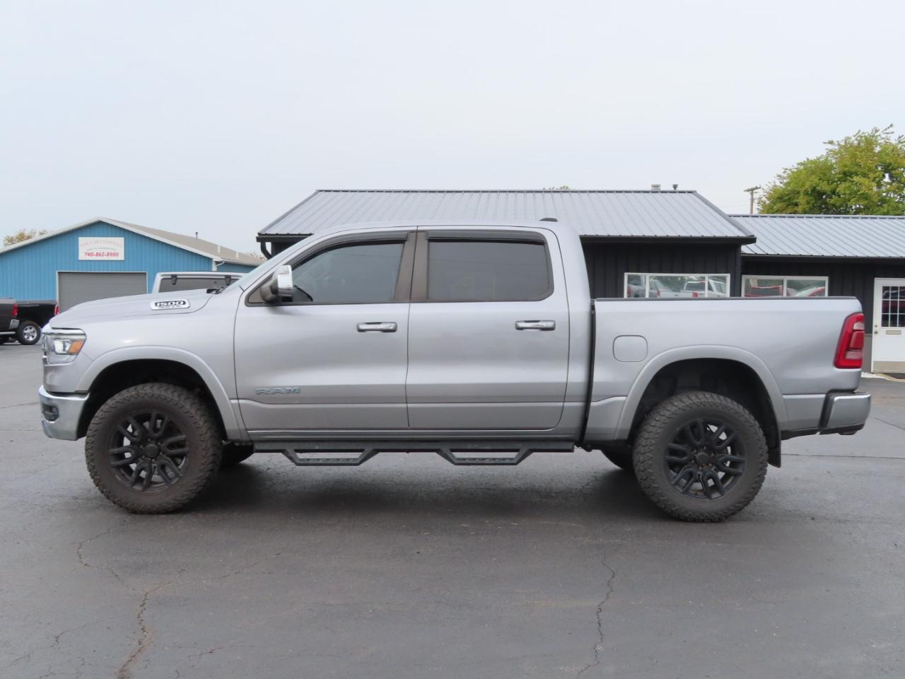 RAM 1500 Laramie 4x4 Crew Cab 5'7" Box 2019