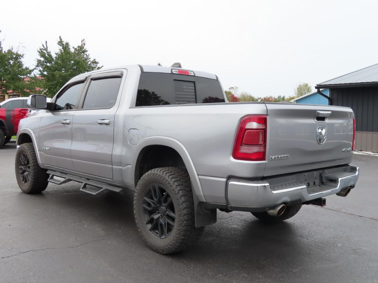 RAM 1500 Laramie 4x4 Crew Cab 5'7" Box 2019