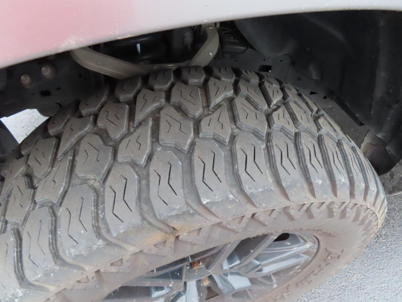 RAM 1500 Laramie 4x4 Crew Cab 5'7" Box 2019