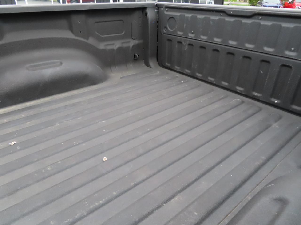 RAM 1500 Laramie 4x4 Crew Cab 5'7" Box 2019