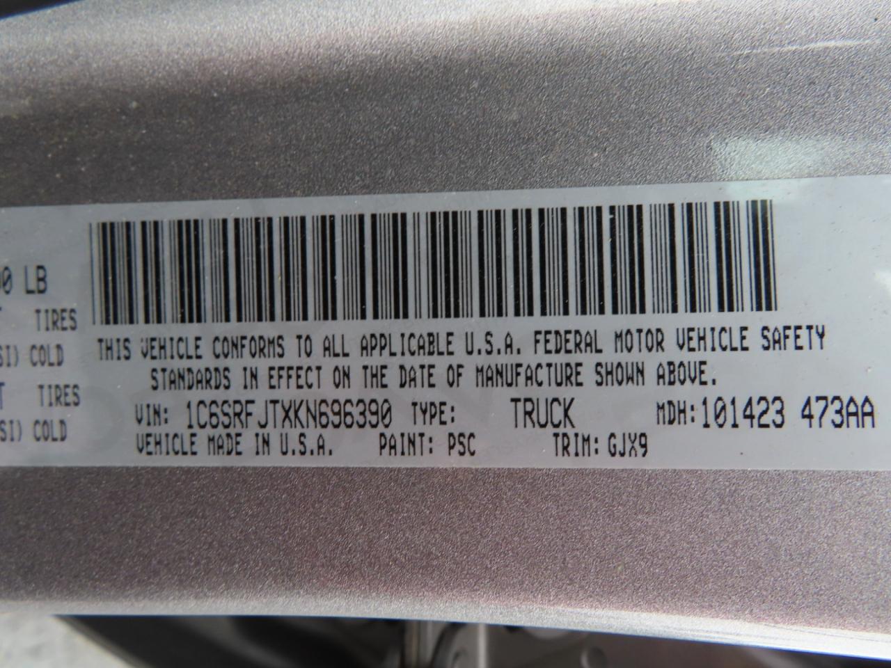 RAM 1500 Laramie 4x4 Crew Cab 5'7" Box 2019