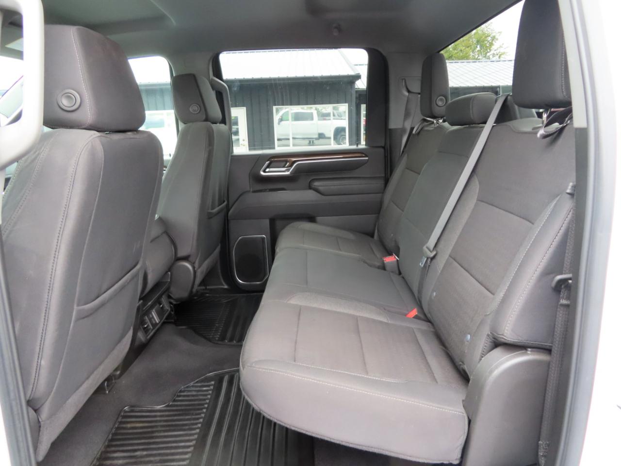 Chevrolet Silverado 3500HD 4WD Crew Cab 172" LT 2025