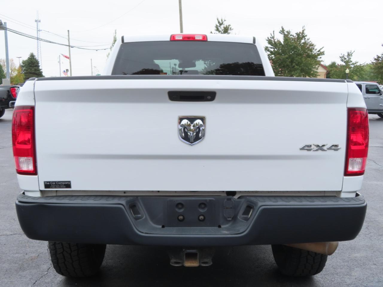 RAM 2500 Tradesman 4x4 Crew Cab 6'4" Box 2018