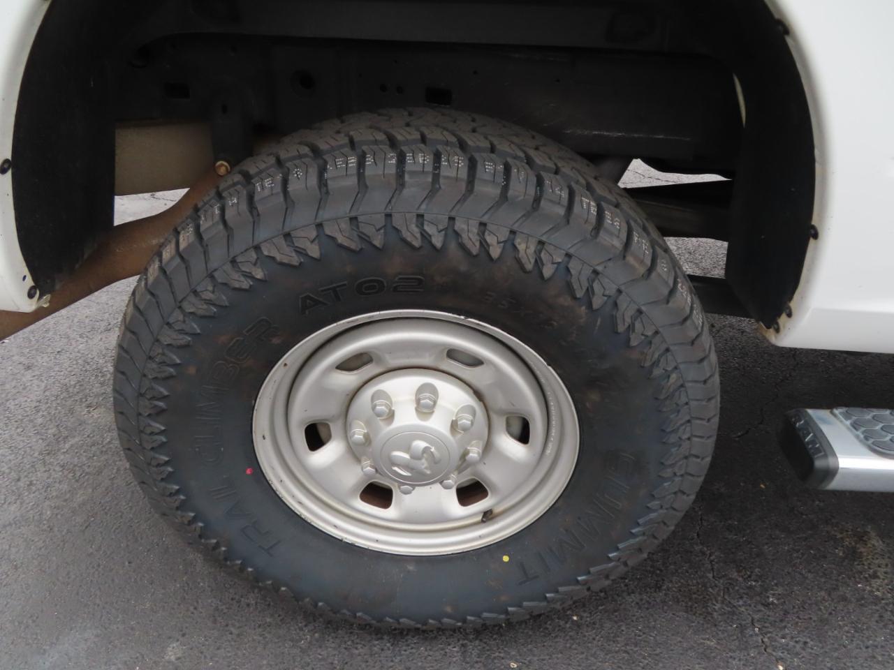 RAM 2500 Tradesman 4x4 Crew Cab 6'4" Box 2018