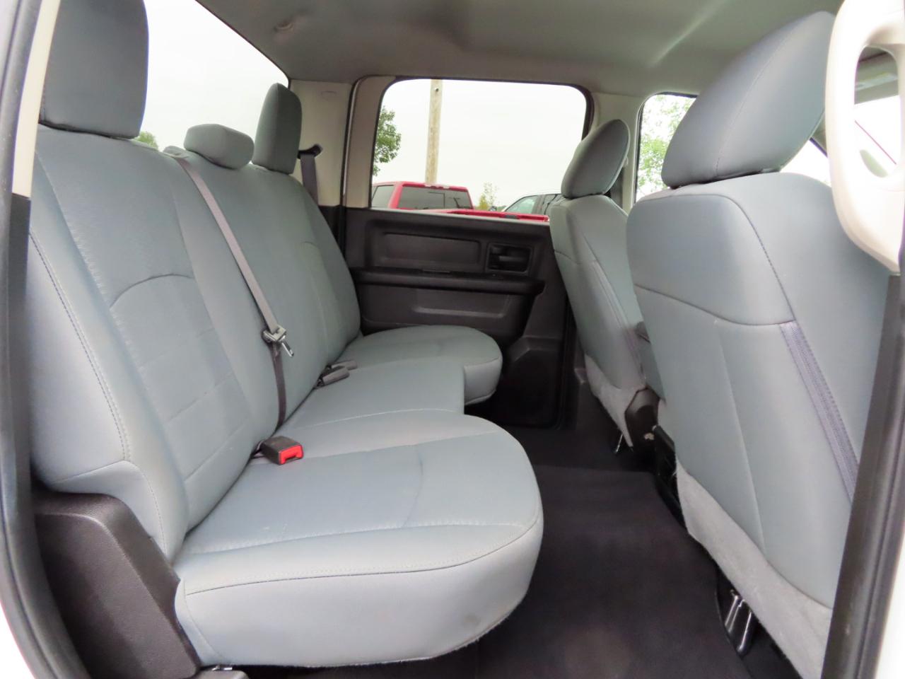 RAM 2500 Tradesman 4x4 Crew Cab 6'4" Box 2018