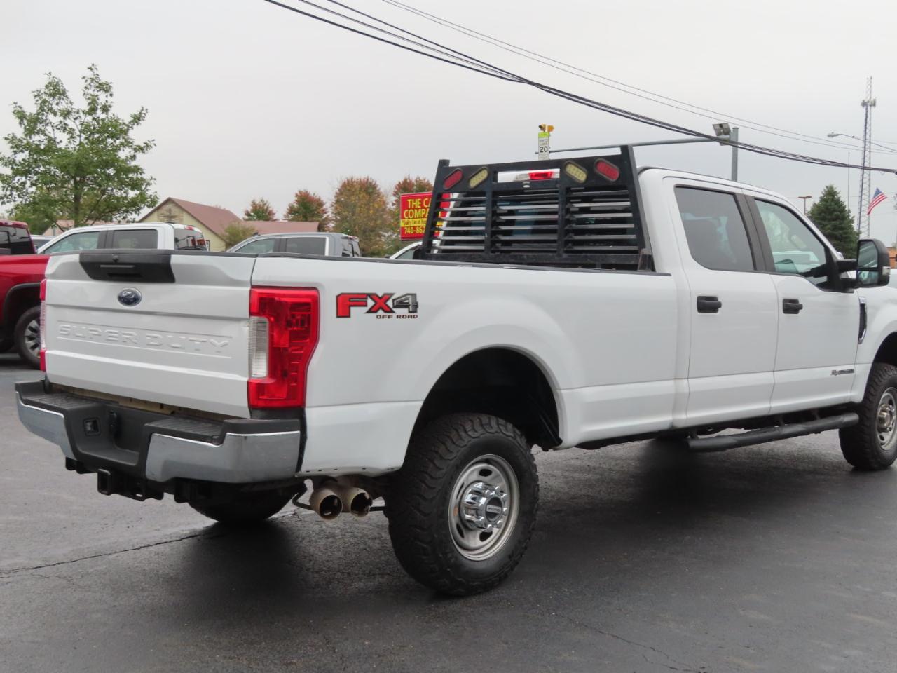 Ford Super Duty F-350 SRW XL 4WD Crew Cab 8' Box 2017