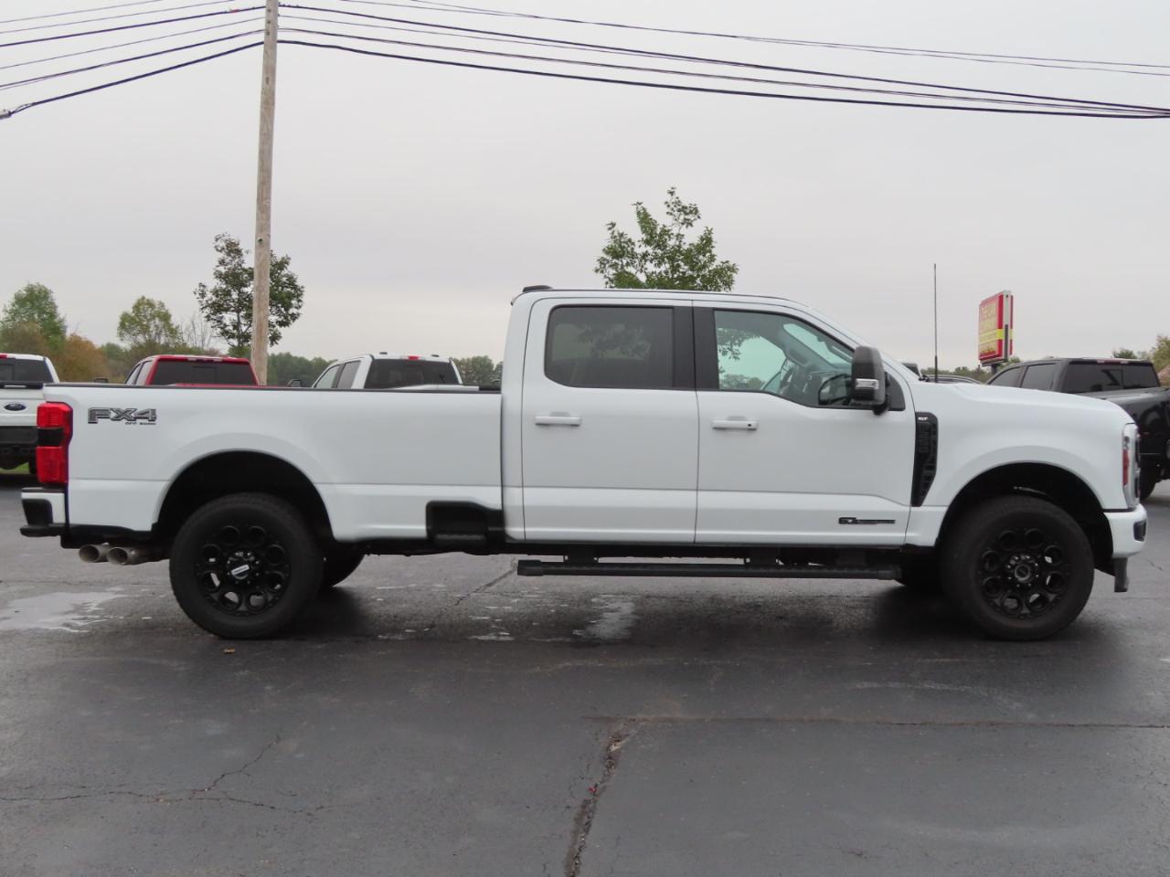 Ford Super Duty F-250 SRW XLT 4WD Crew Cab 8' Box 2025