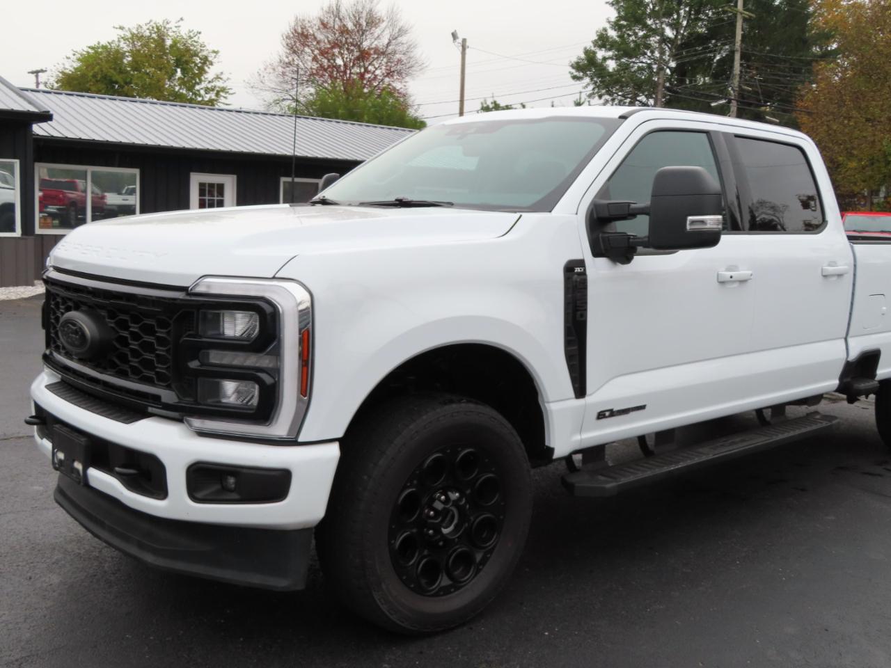 Ford Super Duty F-250 SRW XLT 4WD Crew Cab 8' Box 2025