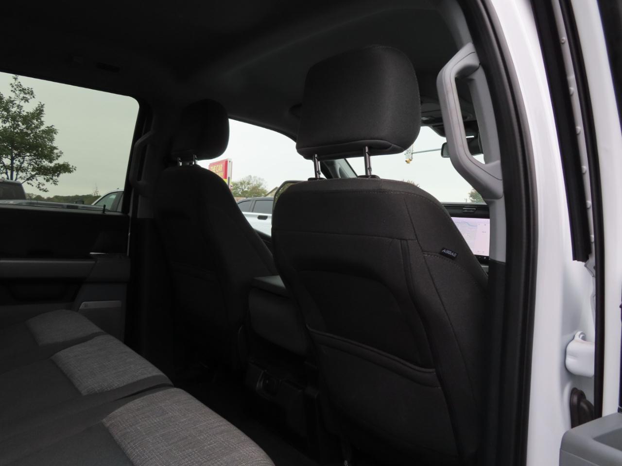 Ford Super Duty F-250 SRW XLT 4WD Crew Cab 8' Box 2025