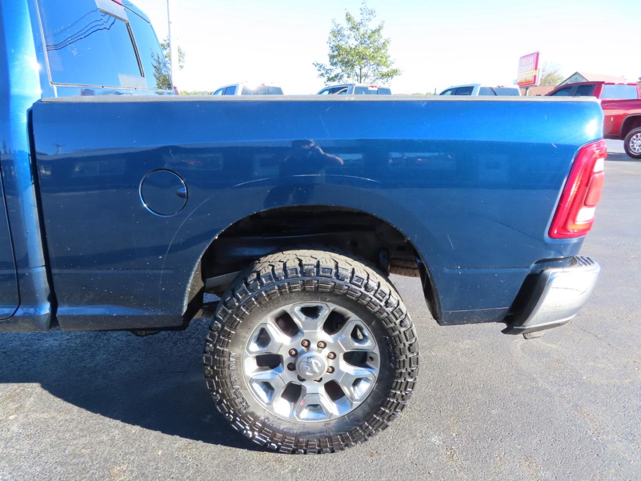 RAM 2500 Big Horn 4x4 Crew Cab 6'4" Box 2020