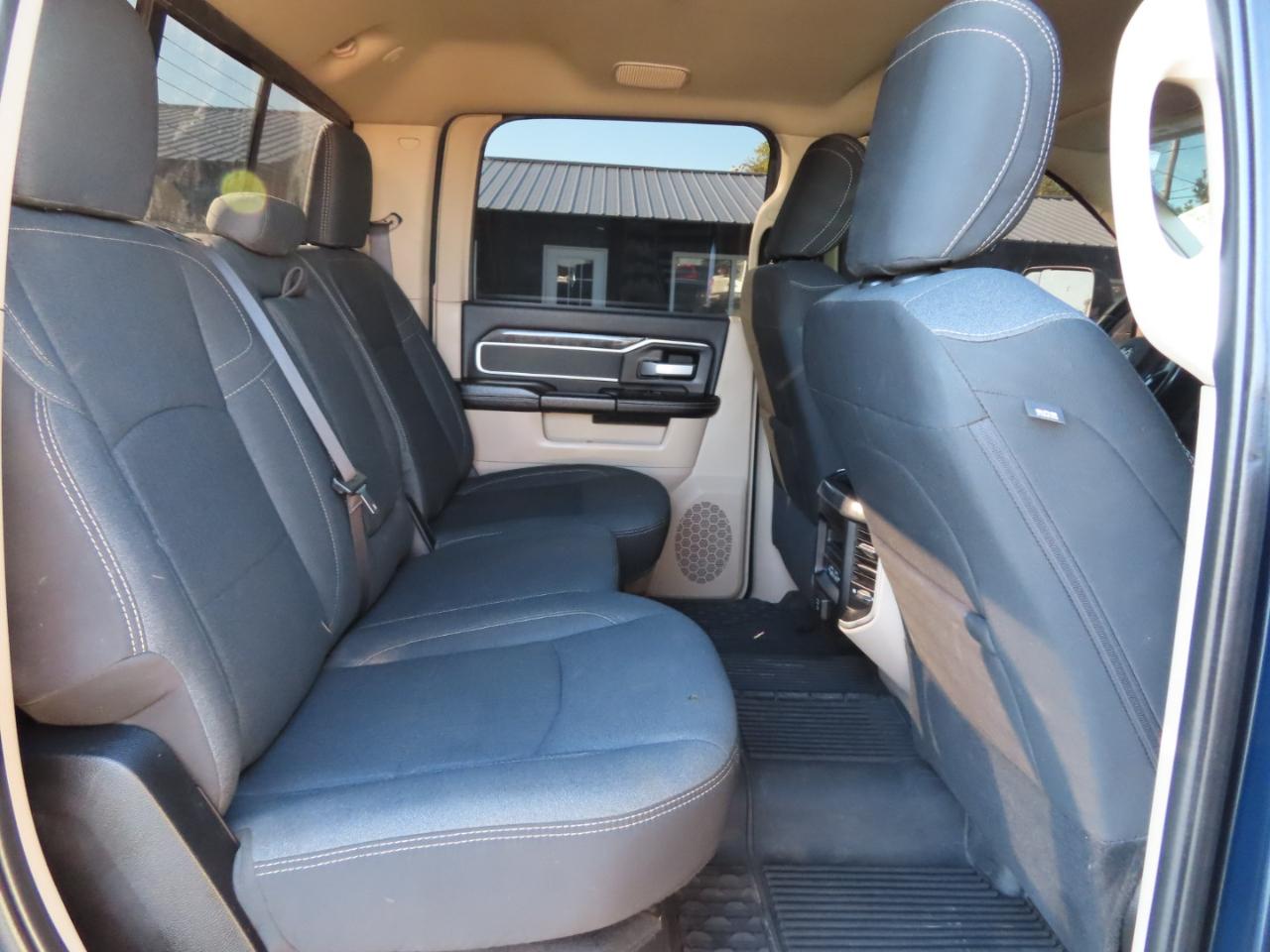 RAM 2500 Big Horn 4x4 Crew Cab 6'4" Box 2020