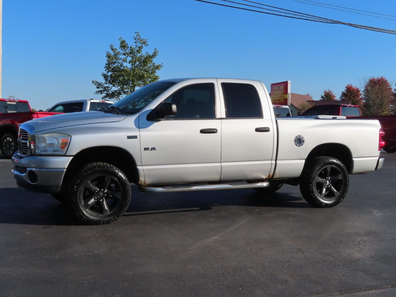 Dodge Ram 1500 4WD Quad Cab 140.5" SLT 2008