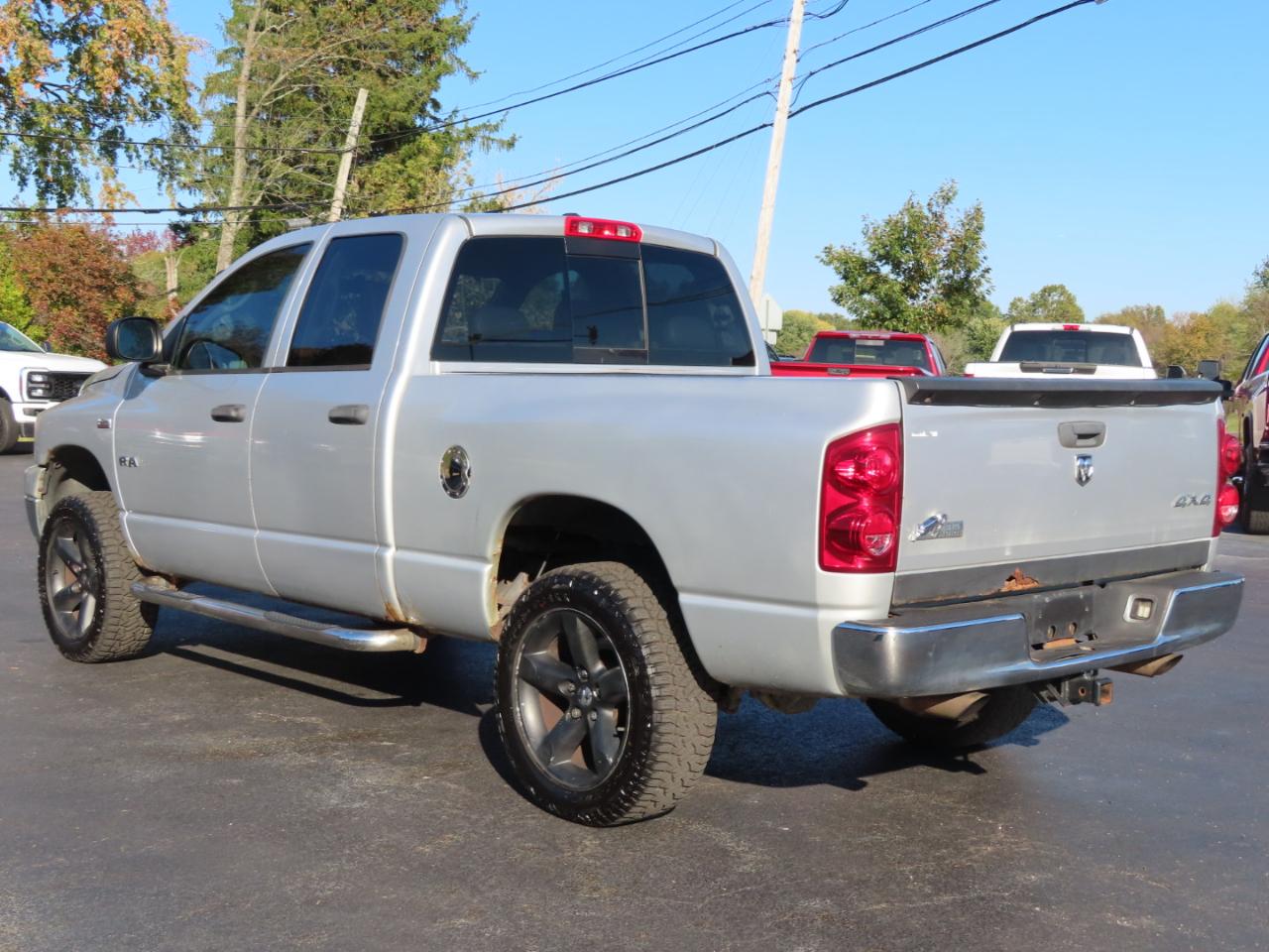 Dodge Ram 1500 4WD Quad Cab 140.5" SLT 2008
