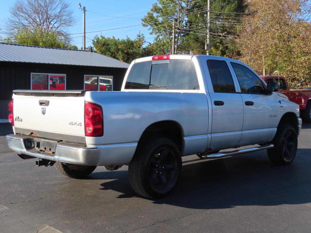 Dodge Ram 1500 4WD Quad Cab 140.5" SLT 2008