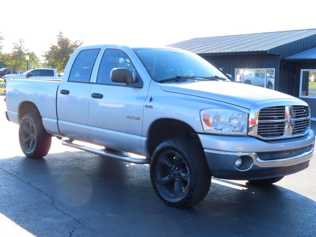 Dodge Ram 1500 4WD Quad Cab 140.5" SLT 2008