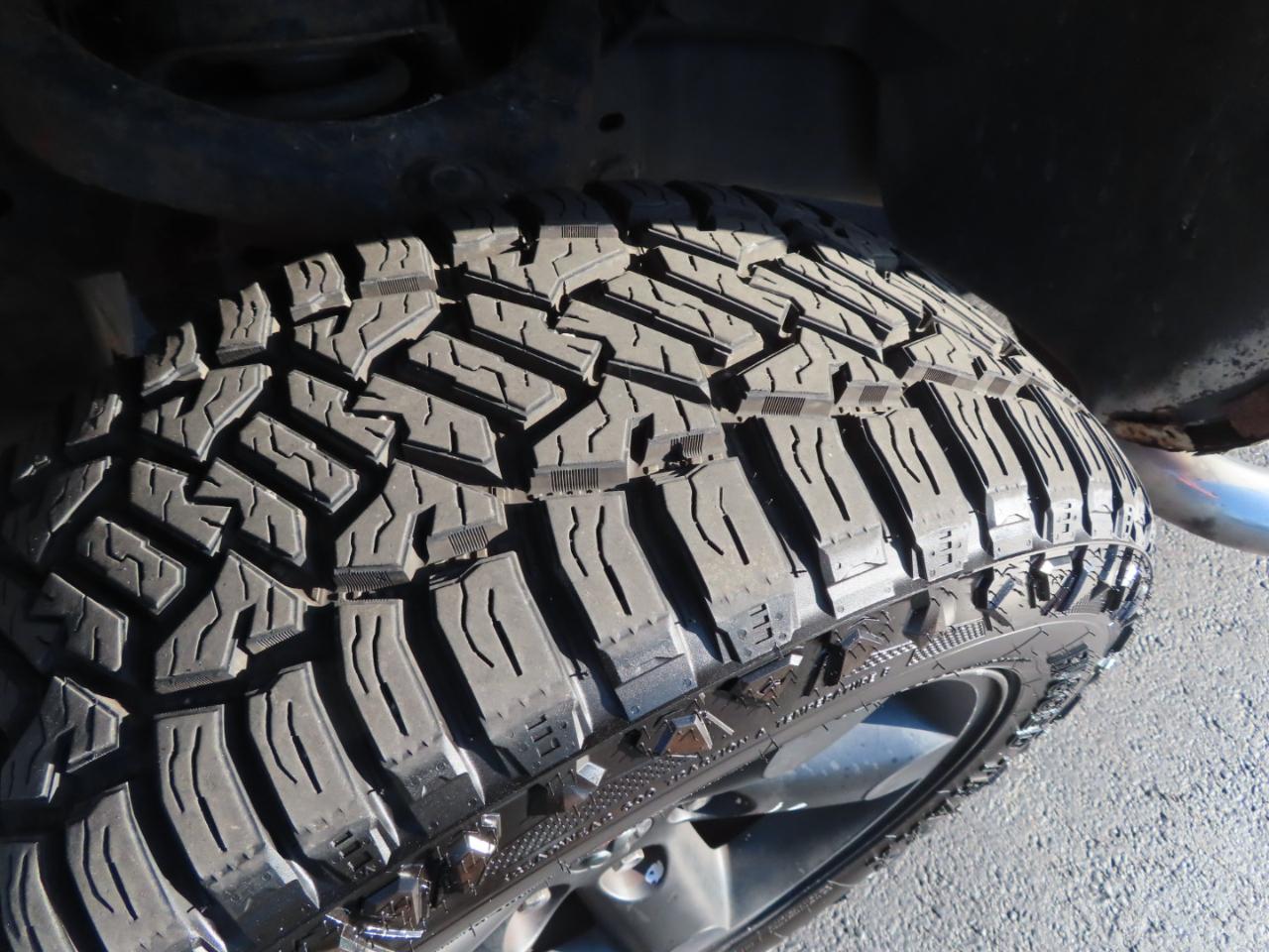 Dodge Ram 1500 4WD Quad Cab 140.5" SLT 2008