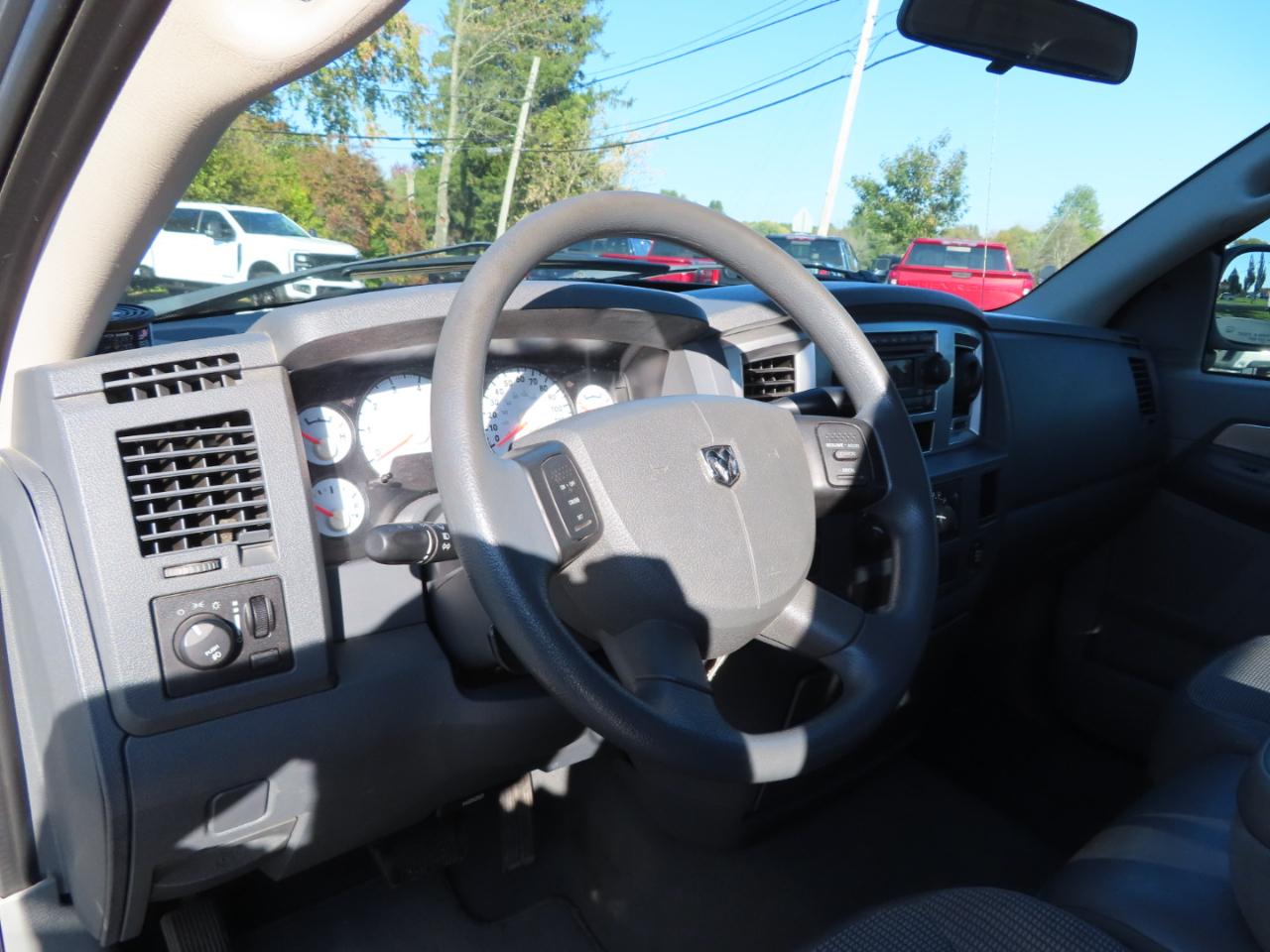 Dodge Ram 1500 4WD Quad Cab 140.5" SLT 2008