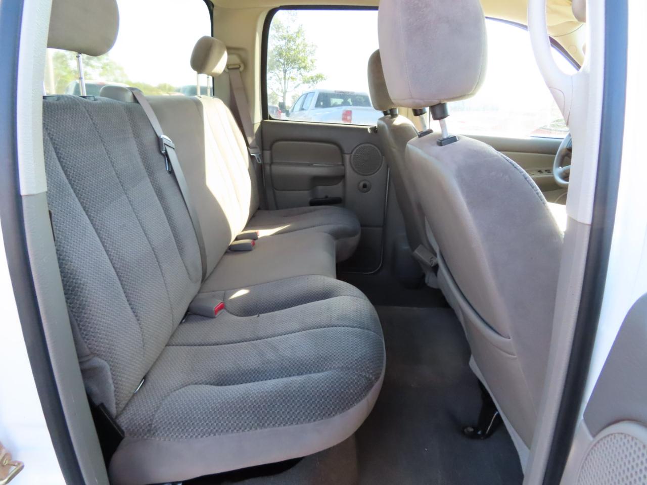 Dodge Ram 2500 4dr Quad Cab 160.5" WB 4WD SLT 2005