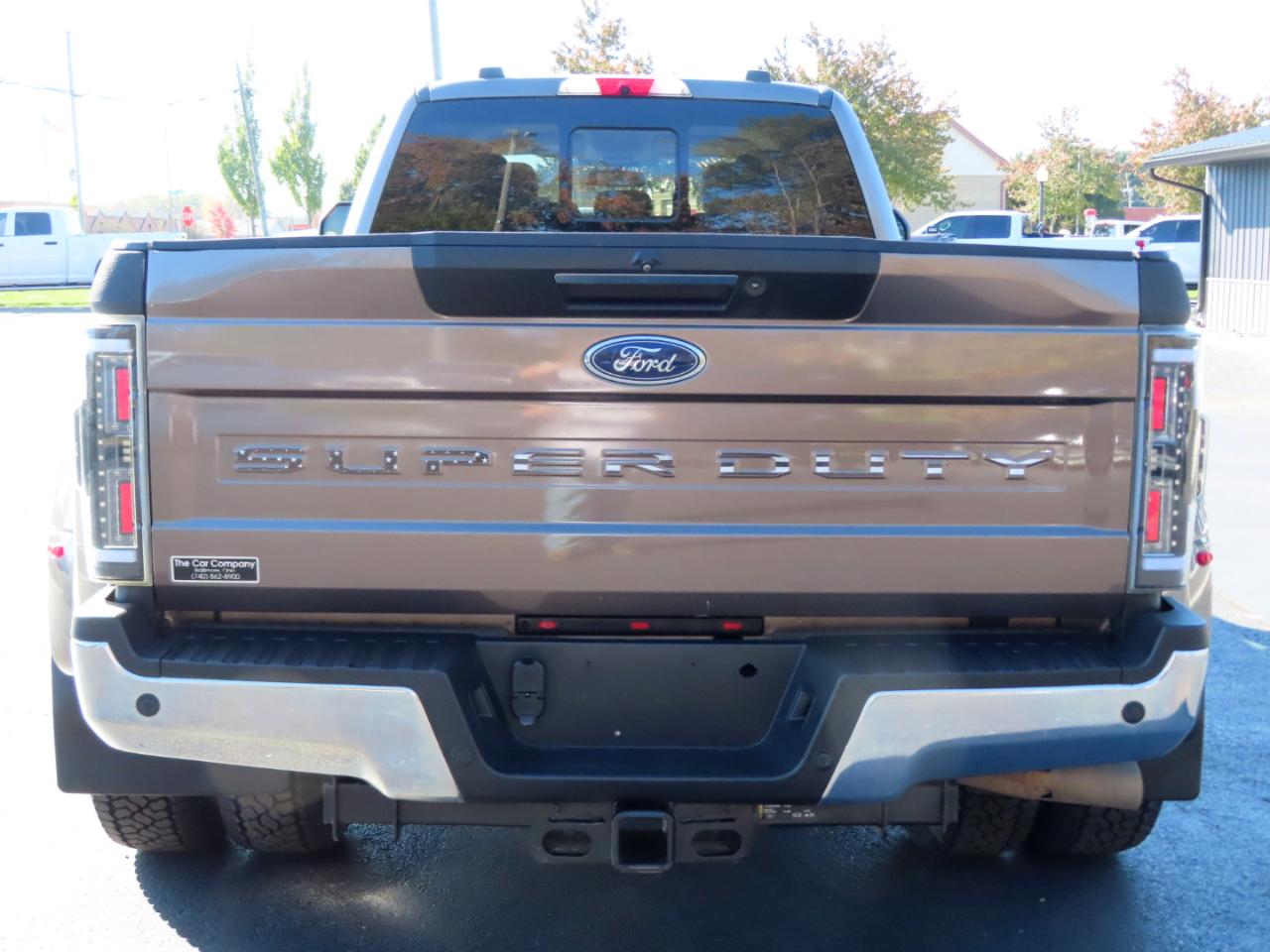 Ford Super Duty F-350 DRW Lariat 4WD Crew Cab 8' Box 2020