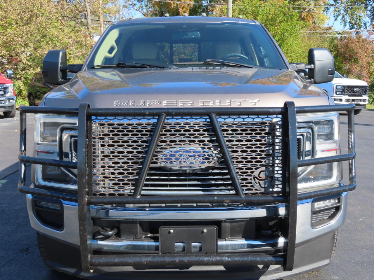 Ford Super Duty F-350 DRW Lariat 4WD Crew Cab 8' Box 2020