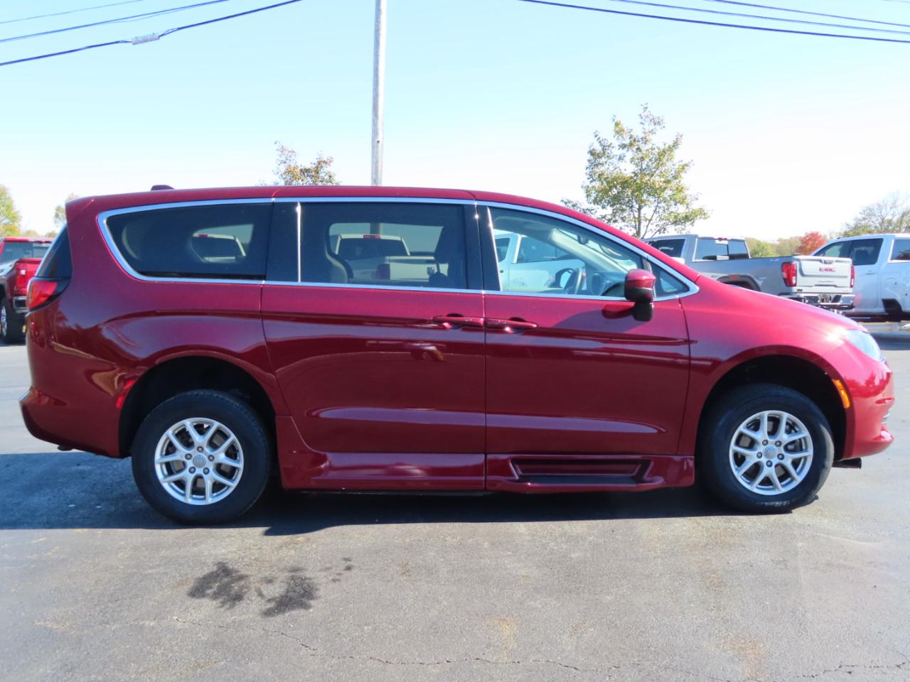 Chrysler Pacifica Touring FWD 2017