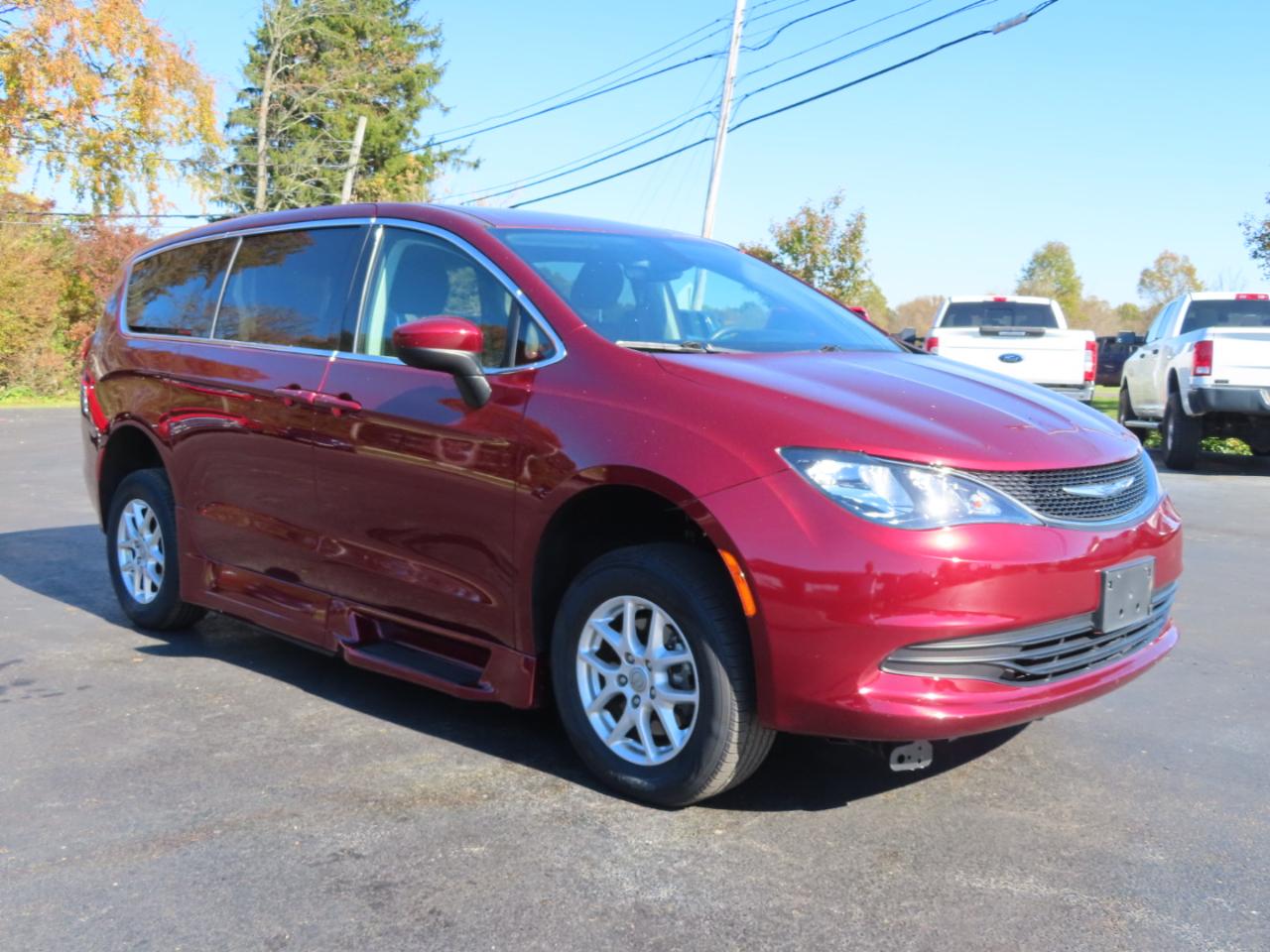 Chrysler Pacifica Touring FWD 2017