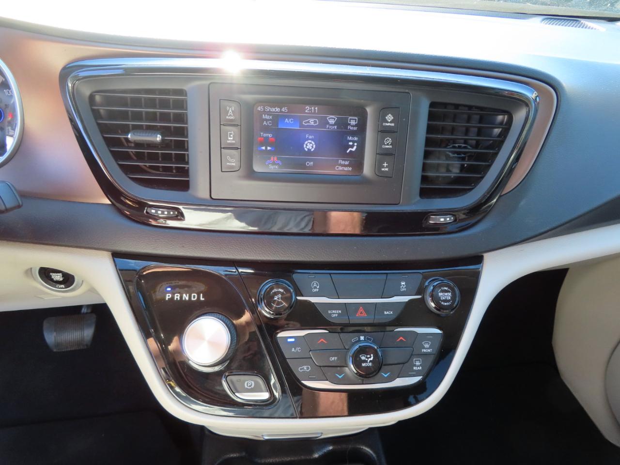Chrysler Pacifica Touring FWD 2017