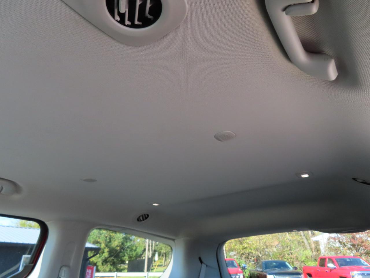 Chrysler Pacifica Touring FWD 2017
