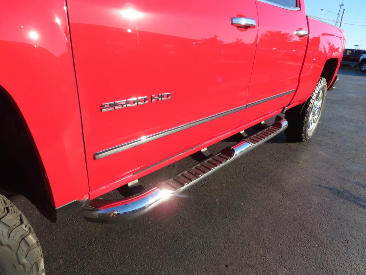 Chevrolet Silverado 2500HD 4WD Crew Cab 153.7" LTZ 2017