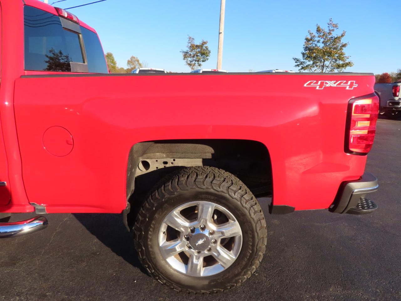 Chevrolet Silverado 2500HD 4WD Crew Cab 153.7" LTZ 2017