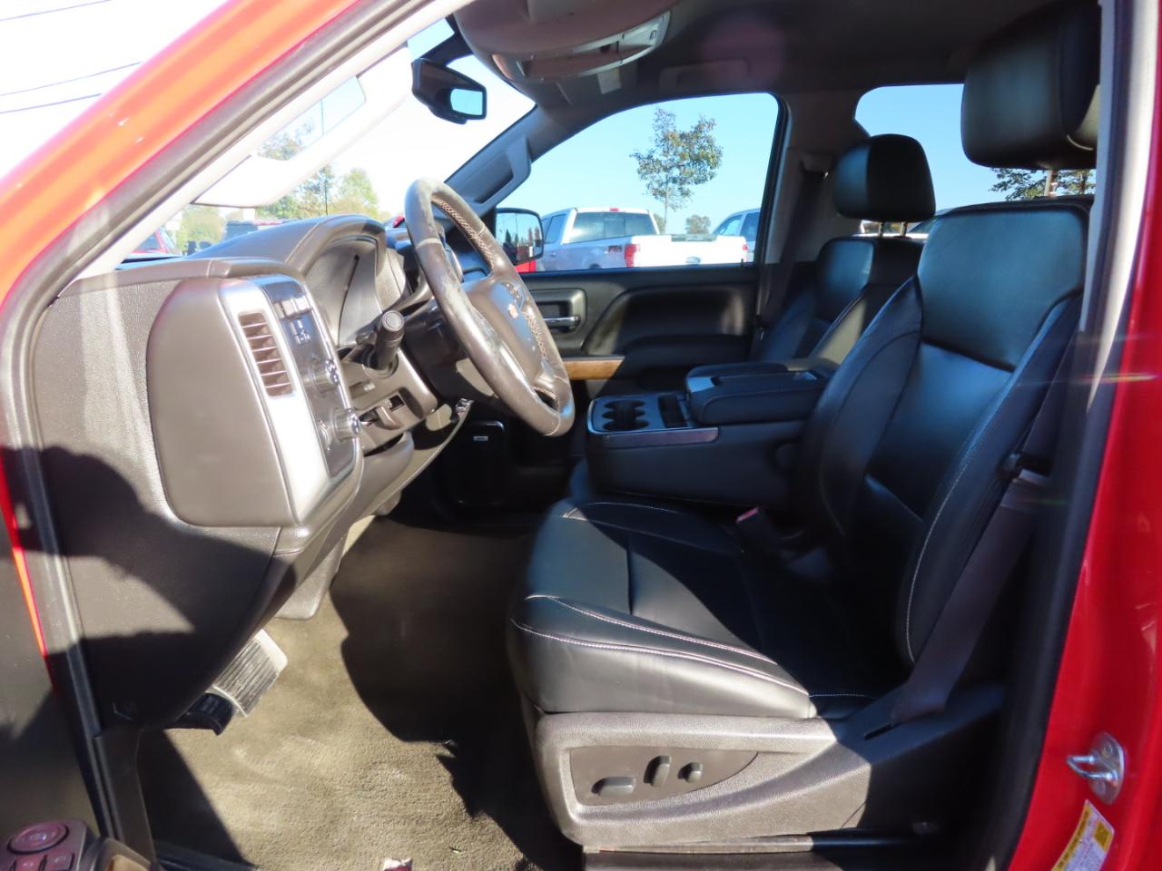 Chevrolet Silverado 2500HD 4WD Crew Cab 153.7" LTZ 2017