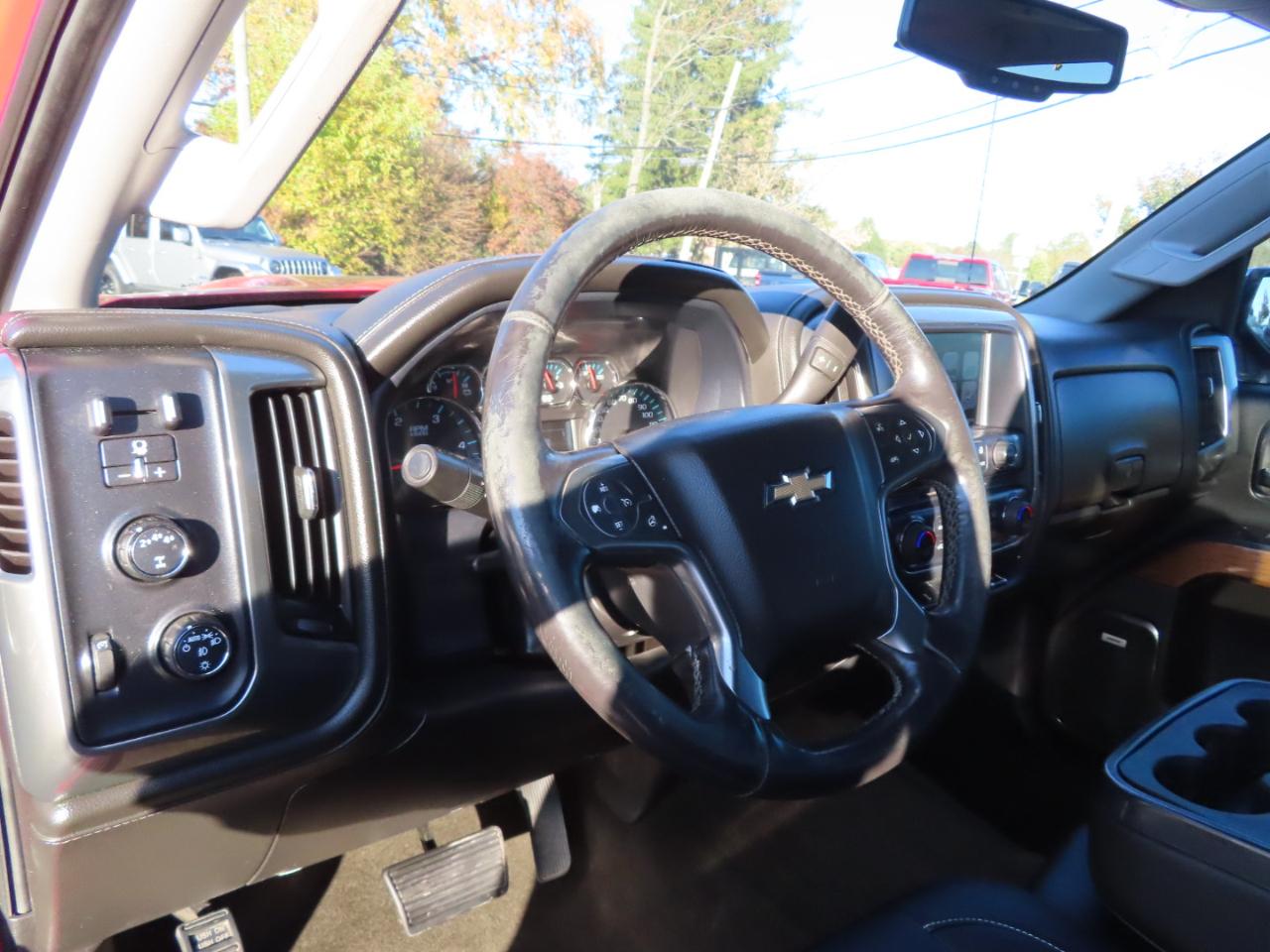 Chevrolet Silverado 2500HD 4WD Crew Cab 153.7" LTZ 2017