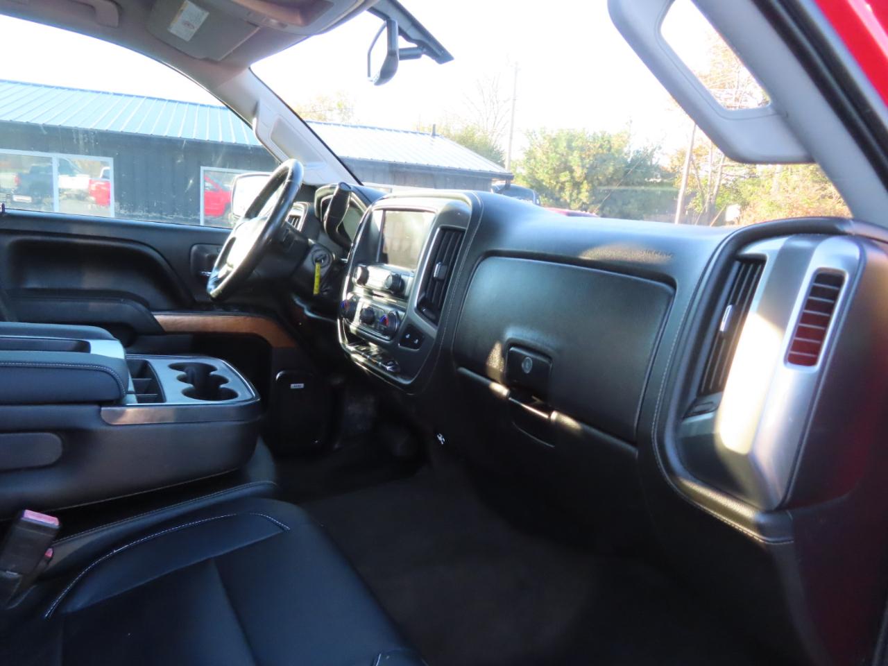 Chevrolet Silverado 2500HD 4WD Crew Cab 153.7" LTZ 2017