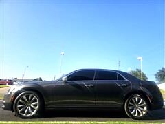 2019 Chrysler 300  2019 Chrysler 300