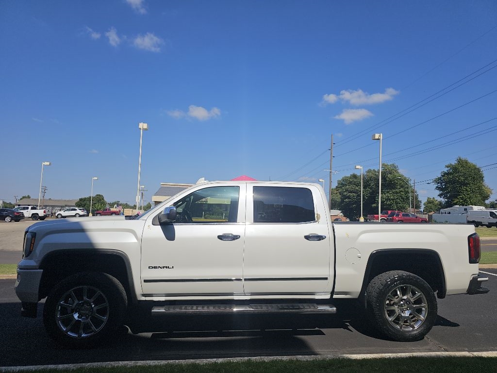 GMC Sierra 1500 Denali Crew Cab Long Box 4WD 2016