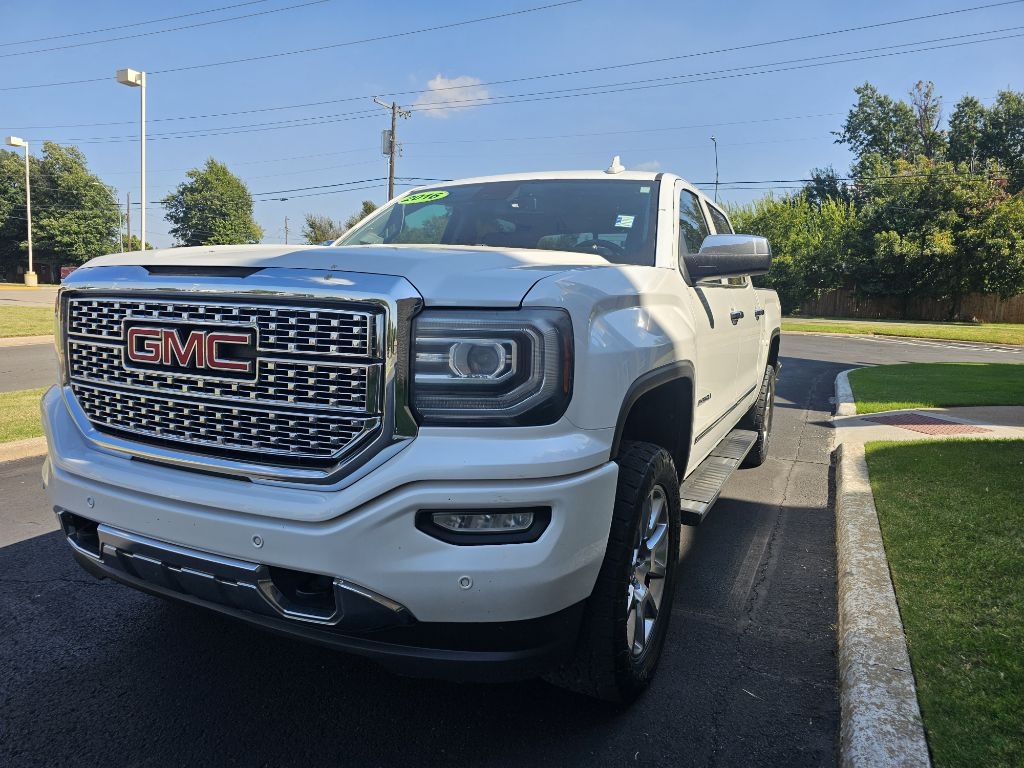 GMC Sierra 1500 Denali Crew Cab Long Box 4WD 2016