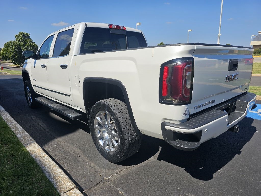 GMC Sierra 1500 Denali Crew Cab Long Box 4WD 2016