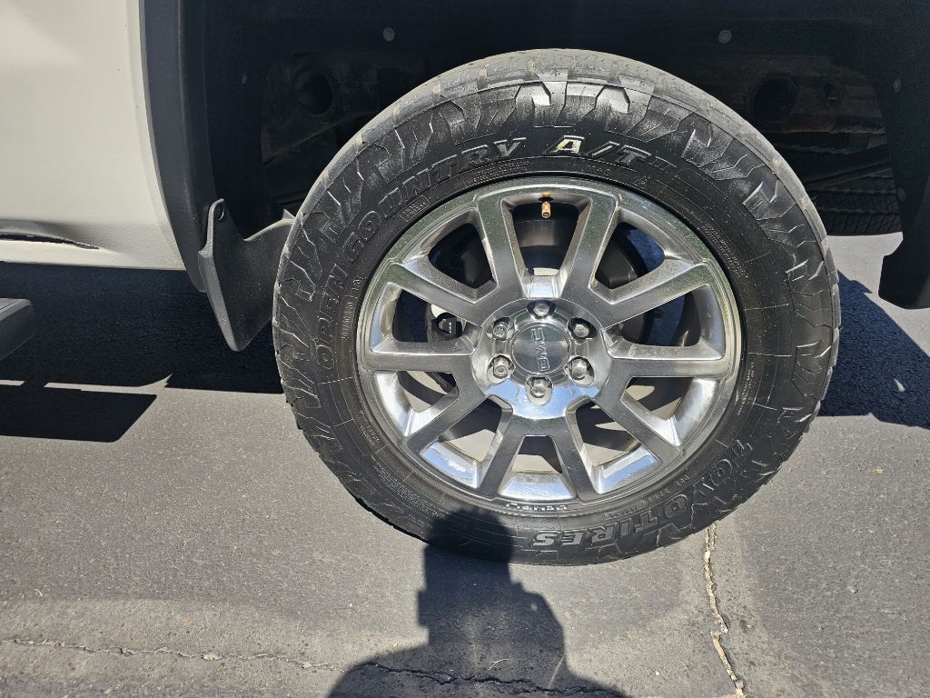 GMC Sierra 1500 Denali Crew Cab Long Box 4WD 2016