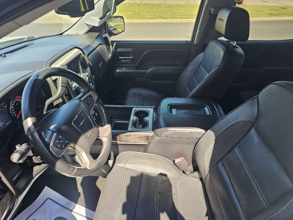 GMC Sierra 1500 Denali Crew Cab Long Box 4WD 2016