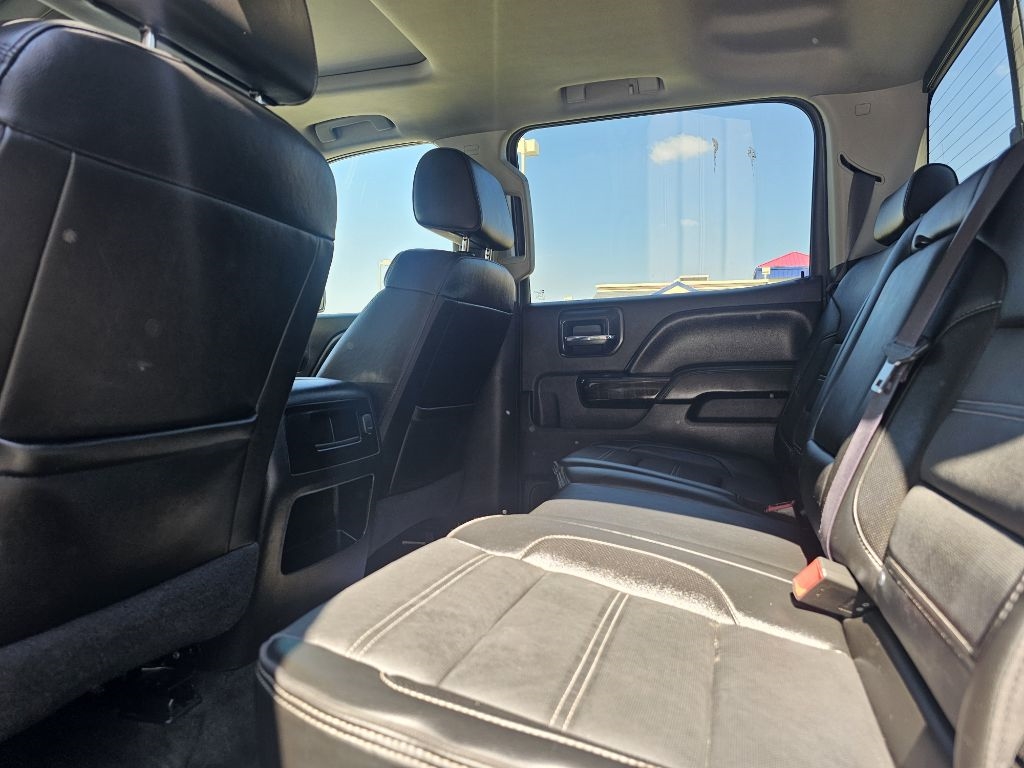 GMC Sierra 1500 Denali Crew Cab Long Box 4WD 2016