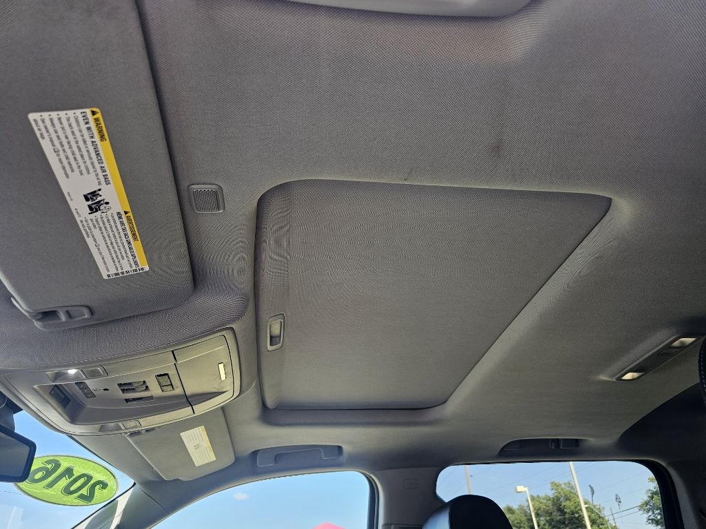 GMC Sierra 1500 Denali Crew Cab Long Box 4WD 2016