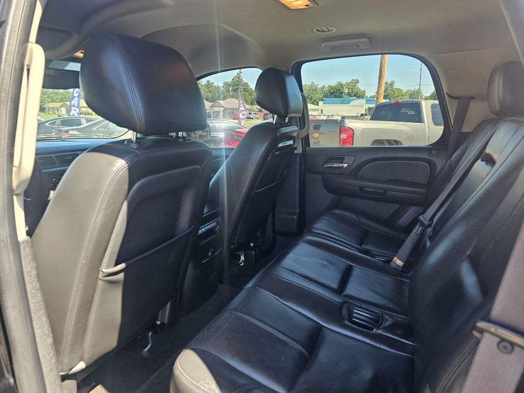 GMC Yukon SLT 2WD 2013