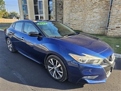 2017 Nissan Maxima 