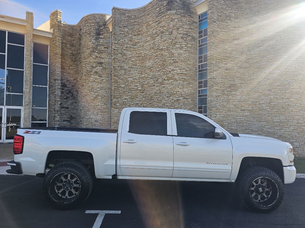 Chevrolet Silverado 1500 LT Crew Cab 4WD 2018 Chevrolet Silverado 1500 LT Crew Cab 4WD 2018