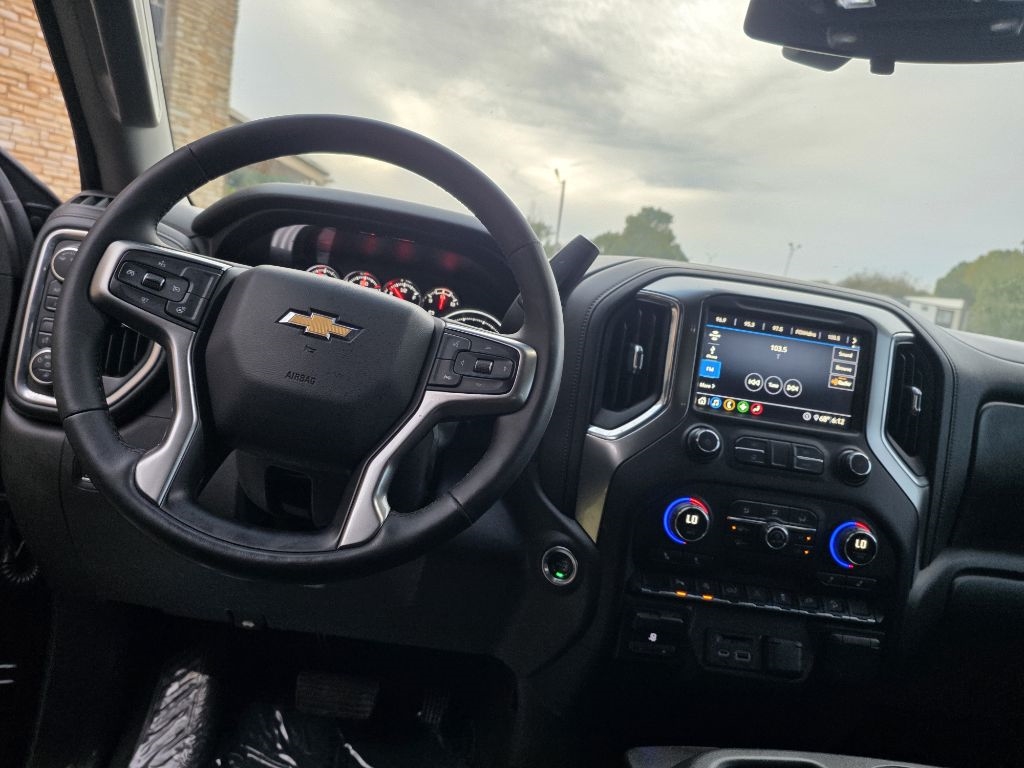 Chevrolet Silverado 1500 LT Crew Cab 4WD 2020 Chevrolet Silverado 1500 LT Crew Cab 4WD 2020