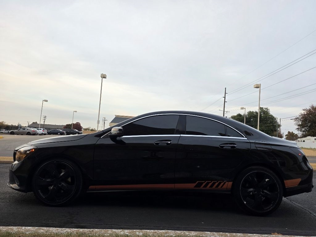 2017 Mercedes Benz CLA 250 photo 3
