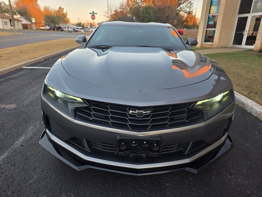 2019 Chevrolet Camaro 1LT Coupe photo 4