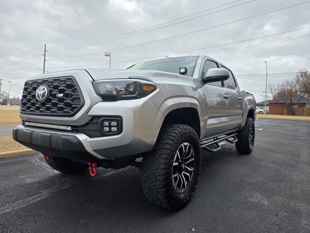 Toyota Tacoma SR5 Double Cab Long Bed I4 6AT 2WD 2017