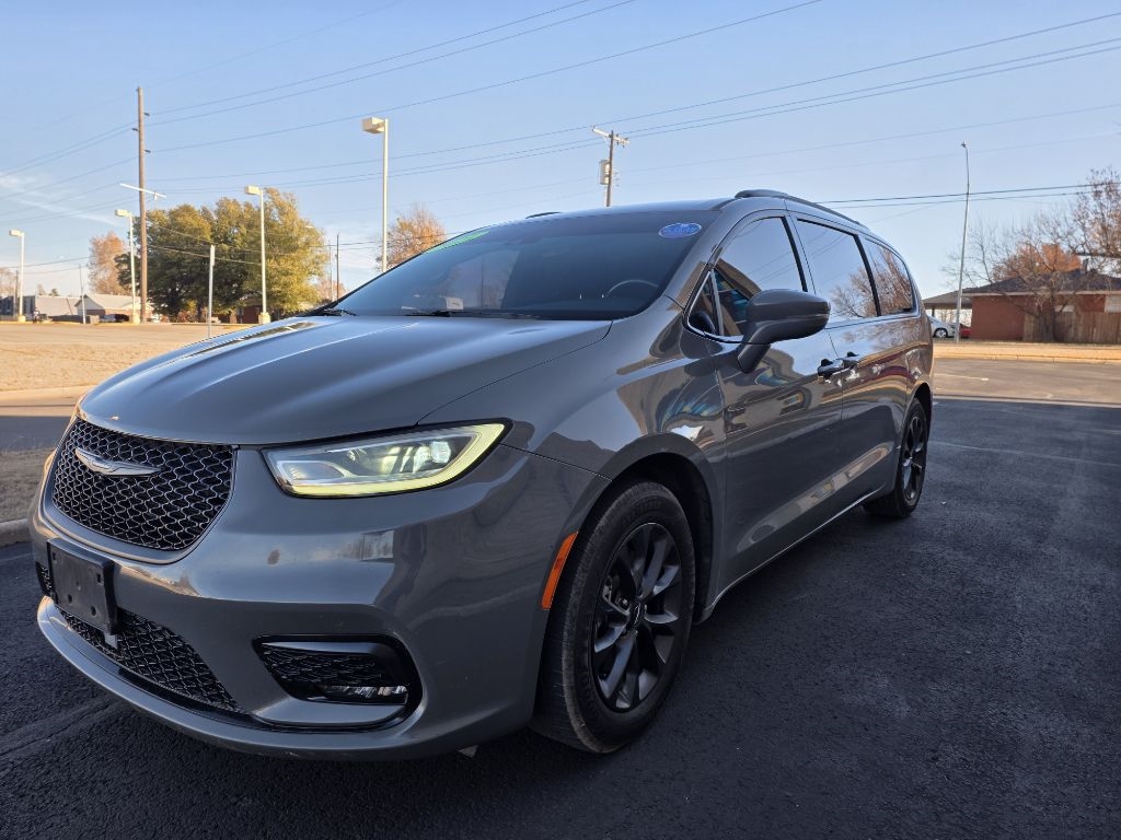 Chrysler Pacifica Touring Plus 2021